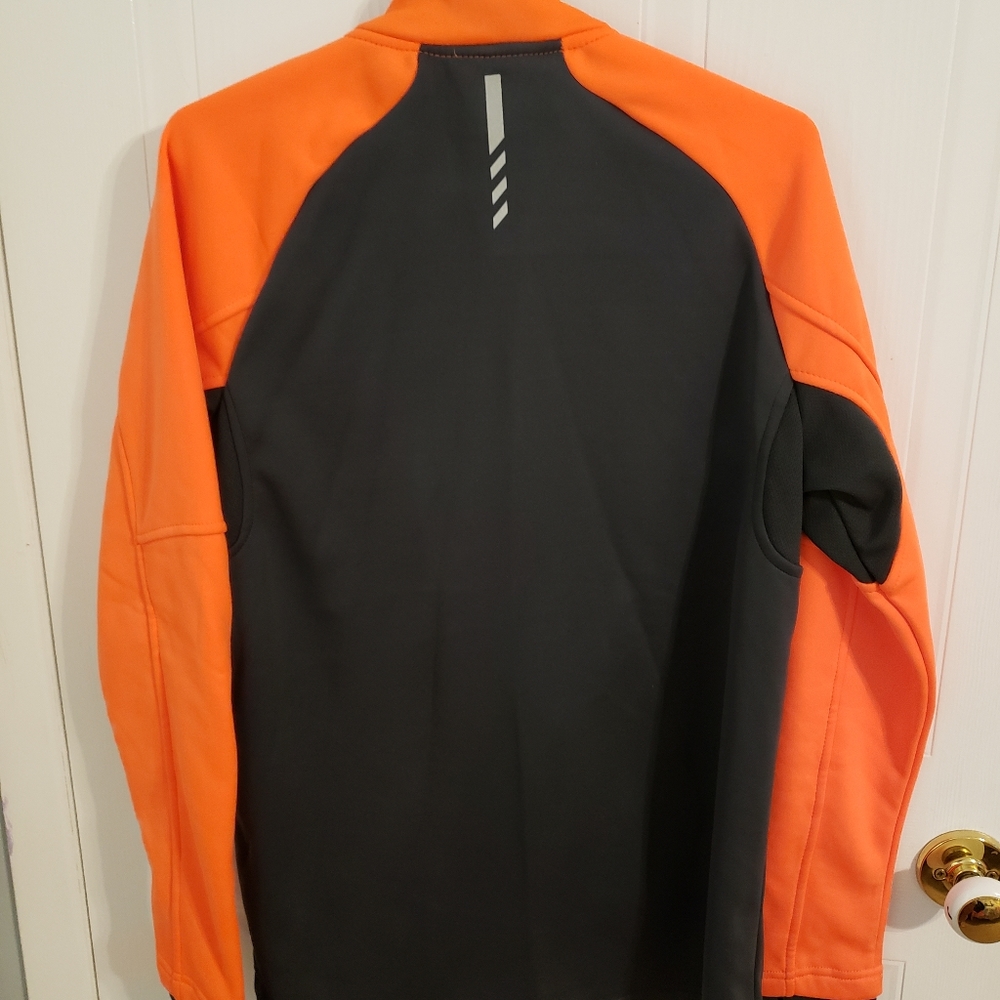 Running Vest - Picture 2 of 3